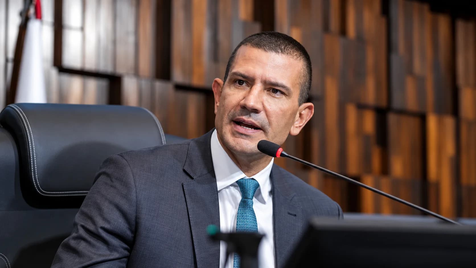 Douglas Ruas é eleito governador do Rio de Janeiro em primeiro turno após decisão do TSE